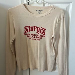brandy melville graphic long sleeve